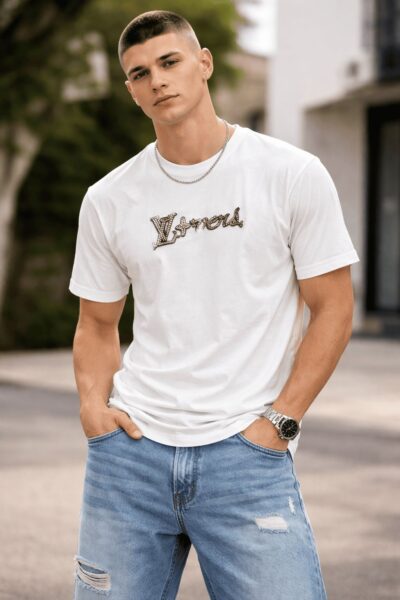 Embroidered Short-Sleeved T-Shirt
